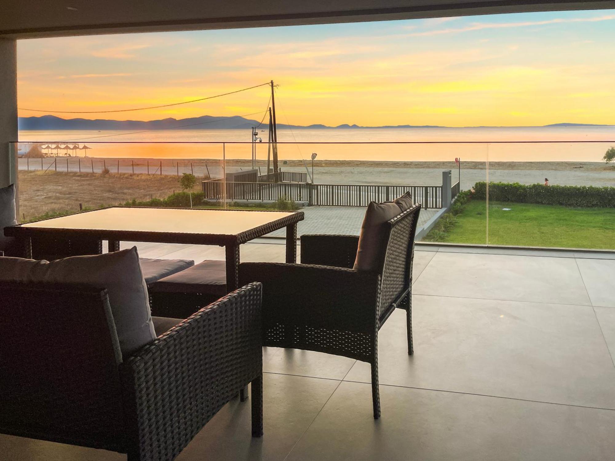 Апартаменты Sun And Sea In