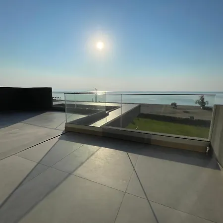 Sun And Sea Apartment In Paralio Astros Exterior photo